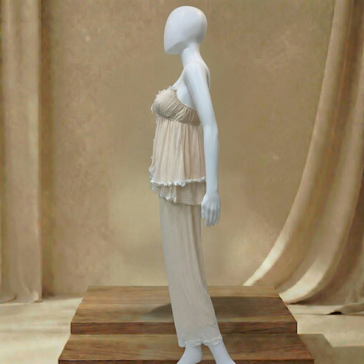 Vanilla Glow Ruffle Lounge Trio