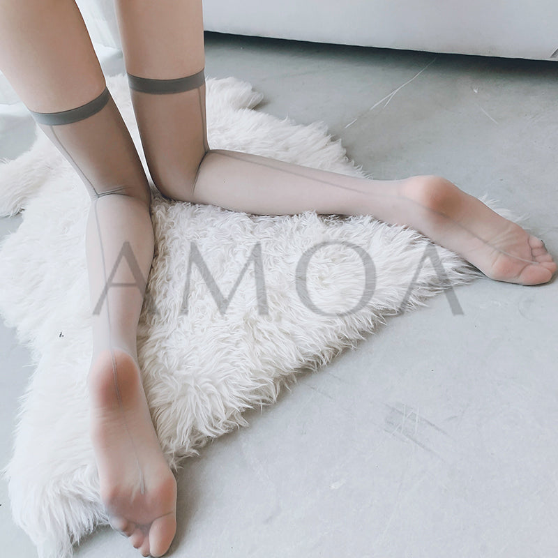 Back Seam Sheer Stockings